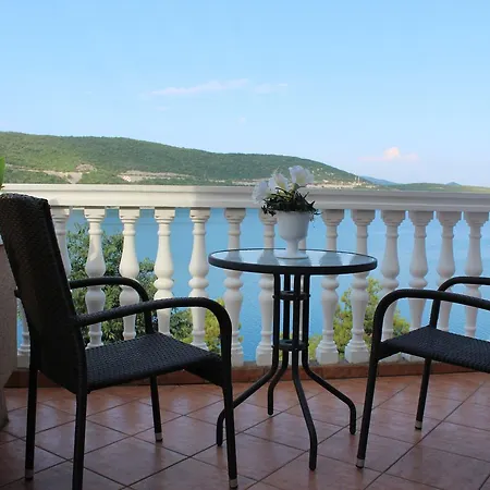 Apartment Amfora